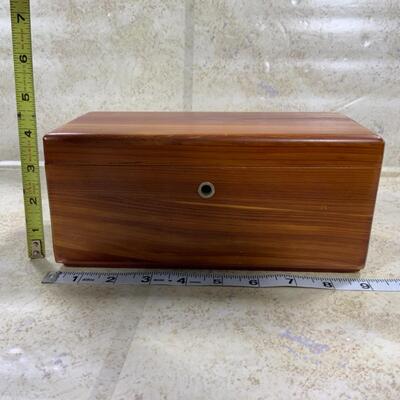 -293- VINTAGE | Lane Mini Cedar Chests