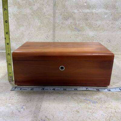 -293- VINTAGE | Lane Mini Cedar Chests