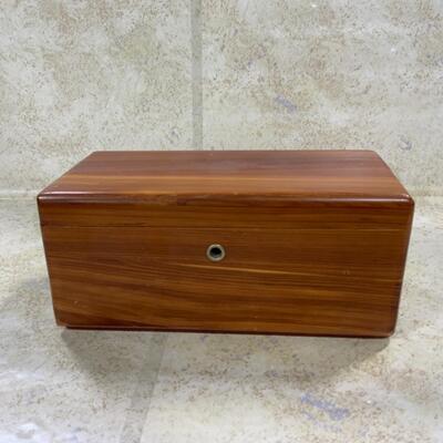 -293- VINTAGE | Lane Mini Cedar Chests