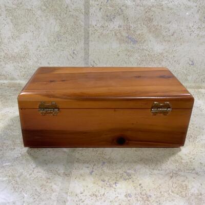 -293- VINTAGE | Lane Mini Cedar Chests