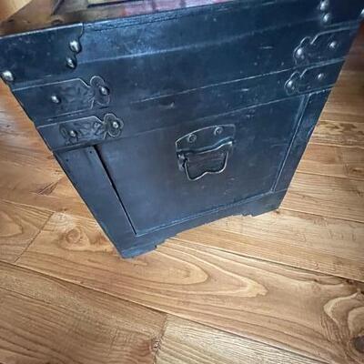 Black storage trunk