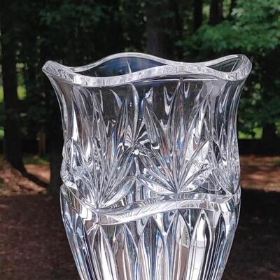 #93 Large Stunning Crystal Vase