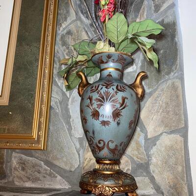 #97 PR of Fine Vases & Centerpiece Picture 