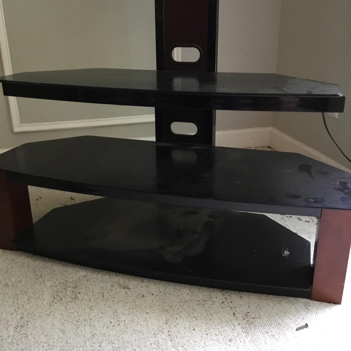 Lot 90 ZLine TV Mount Stand