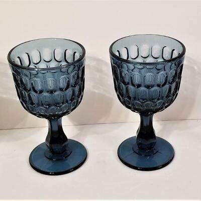 Lot #75  Set of 4 Mid-Century Style Drinking Glasses