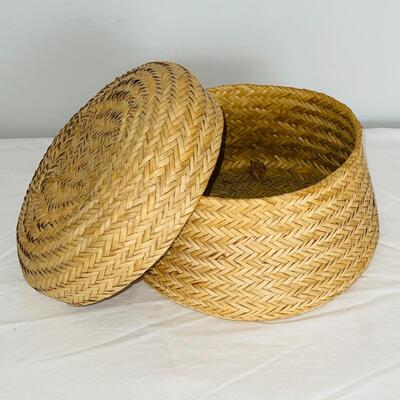 Lot 157  Tarahumara Mexico Hand Woven Lidded Basket 
