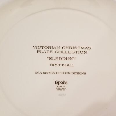 Lot #90  Spode Victorian Style Christmas Plate - 1st issue in Series