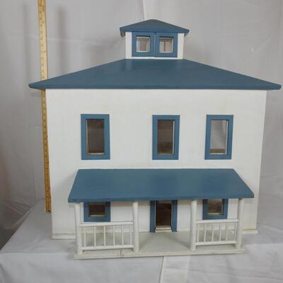 Amish Built Wood  Doll House
