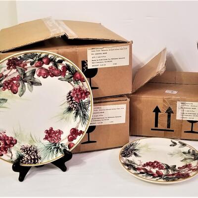 Lot #97  Williams-Sonoma Dishware set "Botanical Wreath" - Beautiful