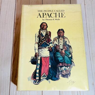 Lot 192  Group of 4 Reference Books American Indian Pictorial History & Stories 