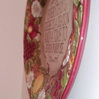 #124 Gorgeous Decorative Plate