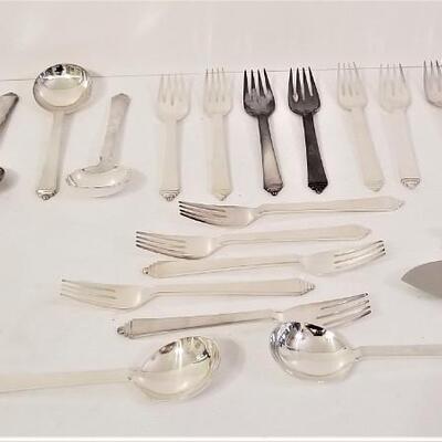 Lot #111 Georg Jensen Silverplate Flatware Set "Pyramid"