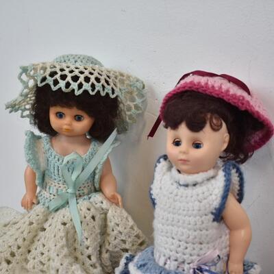 Lot of Dolls: Barbies, Handmade Dresses, etc