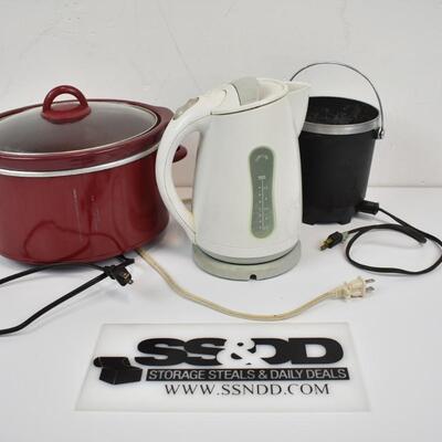 3pc Kitchen: Mini Deep Fryer, Electric Kettle, Red Crockpot