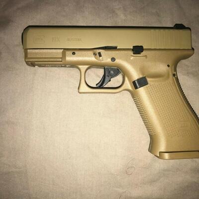 Umarex Glock G5 19X blowback CO2 cal.177 Coyote color
