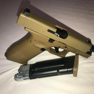 Umarex Glock G5 19X blowback CO2 cal.177 Coyote color