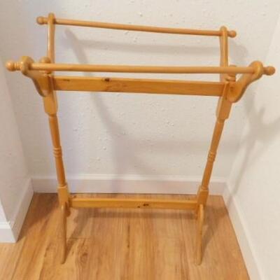 Solid Wood Quilt Rack 24