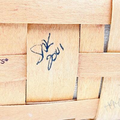 LONGABERGER 2001 WALL HANGING BASKET