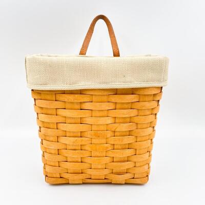 LONGABERGER 2001 WALL HANGING BASKET