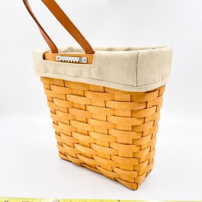 LONGABERGER 2001 WALL HANGING BASKET