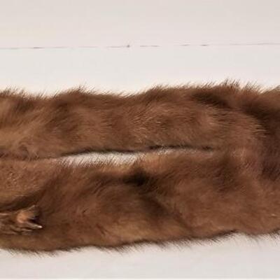 Lot #142  Vintage Mink Collar