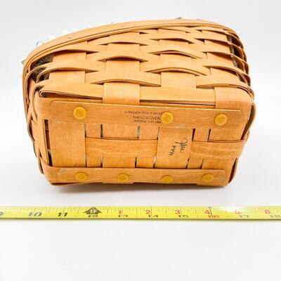 LONGABERGER 1994 SMALL VEGETABLE BASKET