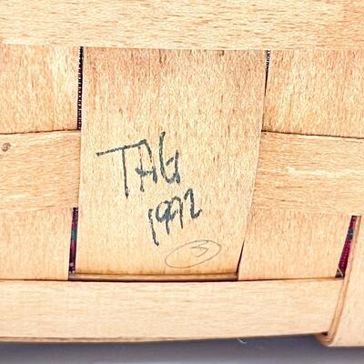 LONGABERGER 1992 MEDIUM KEY BASKET