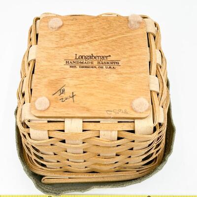 LONGABERGER 2004 SQUARE BASKET