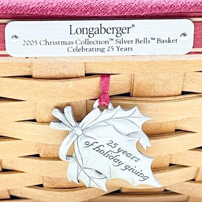 LONGABERGER 2005 CHRISTMAS COLLECTION â€œSILVER BELLSâ€ BASKET W/LID