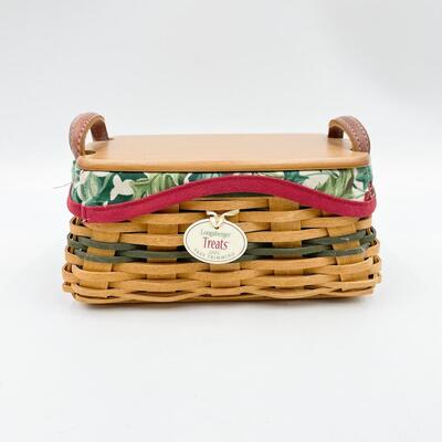 LONGABERGER 2002 TREE TRIMMING â€œTREATSâ€ BASKET W/ LID