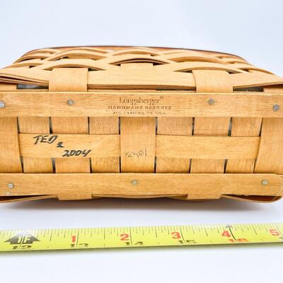 LONGABERGER 2004 â€œHOLIDAY HELPERâ€ BASKET