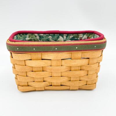 LONGABERGER 2004 â€œHOLIDAY HELPERâ€ BASKET