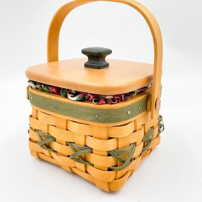 LONGABERGER 2000 TREE TRIMMING â€œLET IT SNOWâ€ BASKET W/ LID