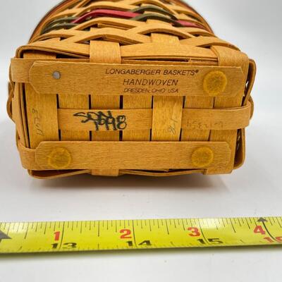 LONGABERGER 1998 â€œLITTLE JOYâ€ BASKET