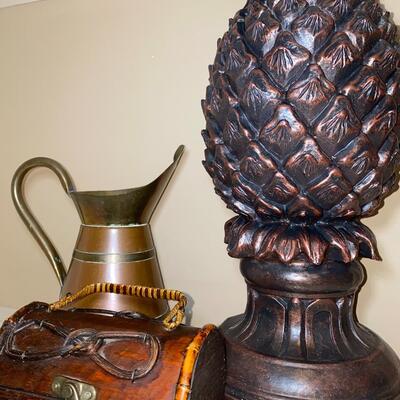 #125 Beautiful Lot Of Home Accents