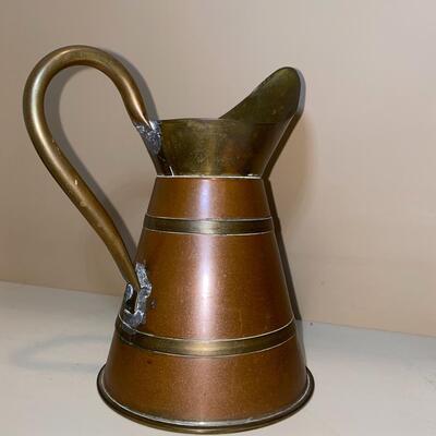 #125 Beautiful Lot Of Home Accents
