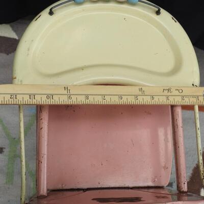 Vintage Amsco Doll metal highchair 
