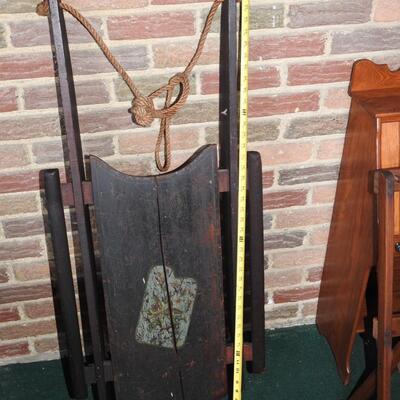 Primitive  1900s  Adirondack Wood Sled