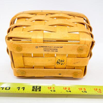 LONGABERGER 2001 SMALL KEY BASKET