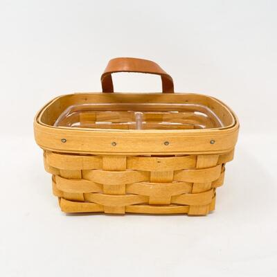 LONGABERGER 2001 SMALL KEY BASKET