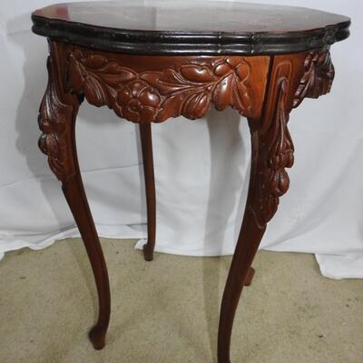 Pair of 1910's antique French Louis XV Inlayed side tables