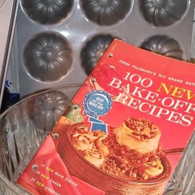 #131 Iron Skillets & More Good Ol' Country Items 