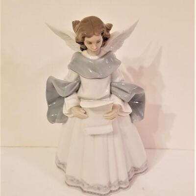 Lot #160  LLADRO Angel Figurine
