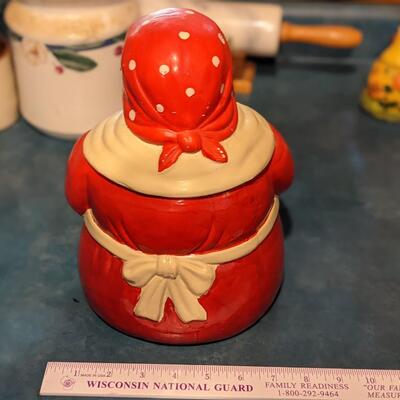 Vintage looking cookie Jar