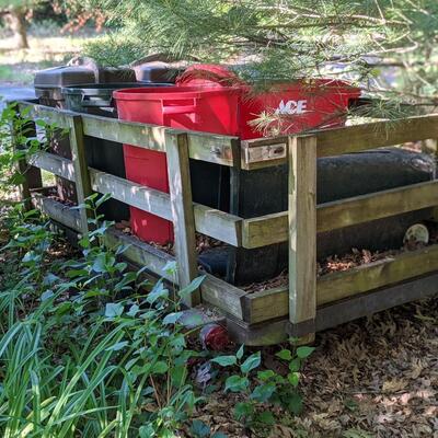 4x8 heavy duty trailer. What? trash cans also, done!