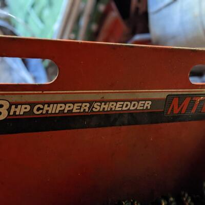 MTD 8HP wood chipper Get'r dun