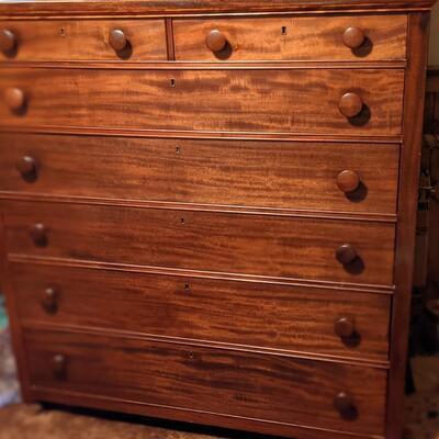 Beautiful solid cherry dresser, amazing condition