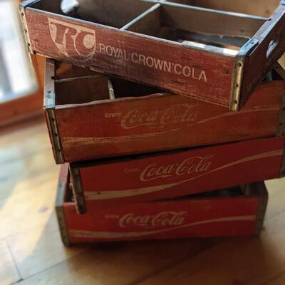 Great condition Coke/RC crates
