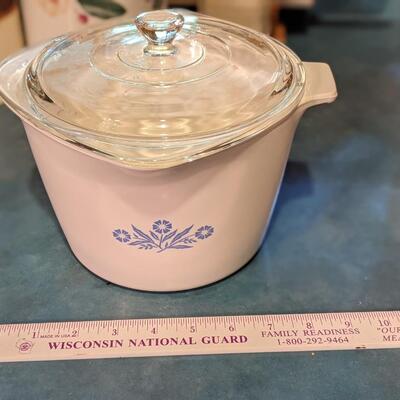 Like New Corning Ware 2 Qt Saucemaker bowl. 