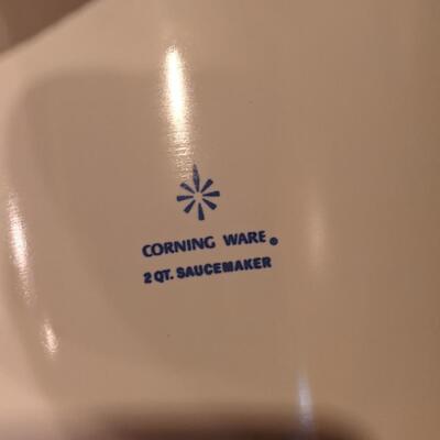 Like New Corning Ware 2 Qt Saucemaker bowl. 